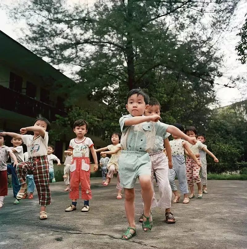 116张照片，再现40年前小学生精神状态：永远回不去的中国式童年（组图） - 13