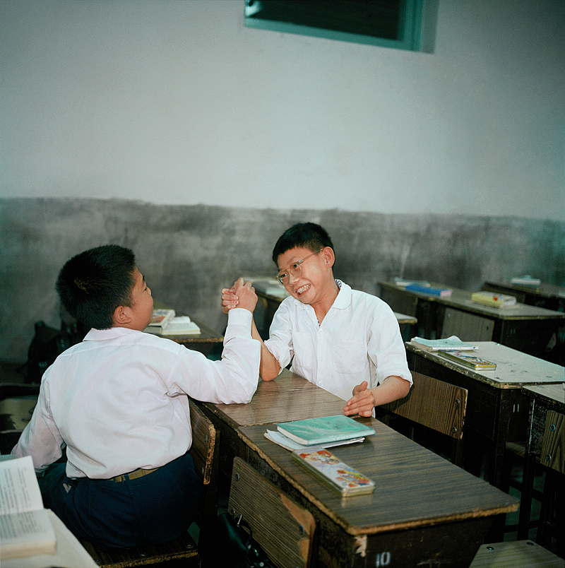 116张照片，再现40年前小学生精神状态：永远回不去的中国式童年（组图） - 7