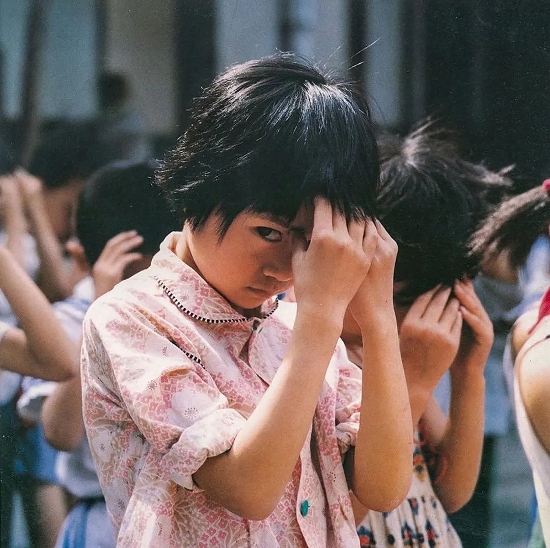 116张照片，再现40年前小学生精神状态：永远回不去的中国式童年（组图） - 5