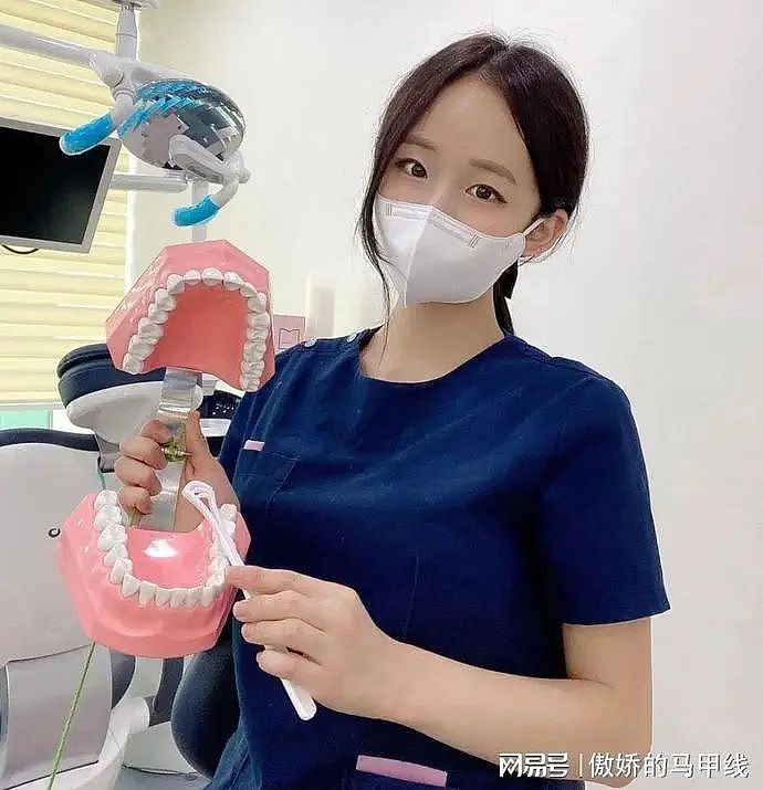 【美女】牙科诊所“女护士”撩人身材意外走红，引得网友直呼：想去看牙了（组图） - 2