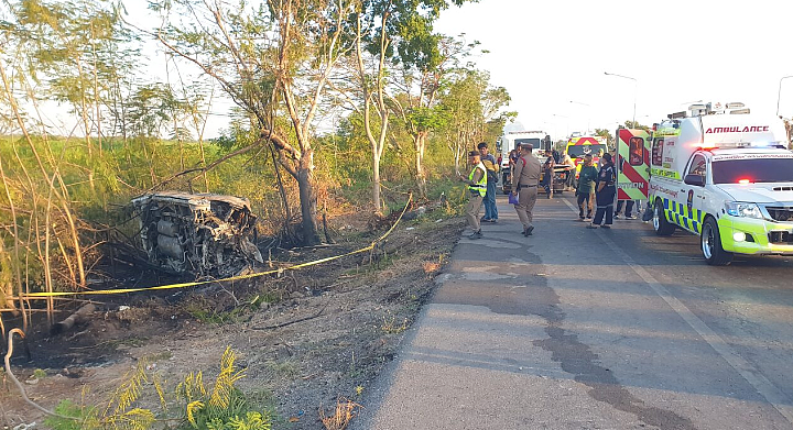 中国亿万富豪在泰出车祸，1人死亡、2人受重伤，全车被烧毁（组图） - 2