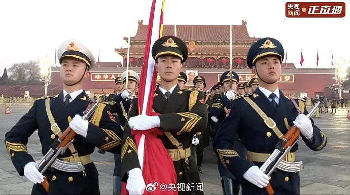 2024年中国天安门广场第一场升国旗仪式（视频/组图） - 4