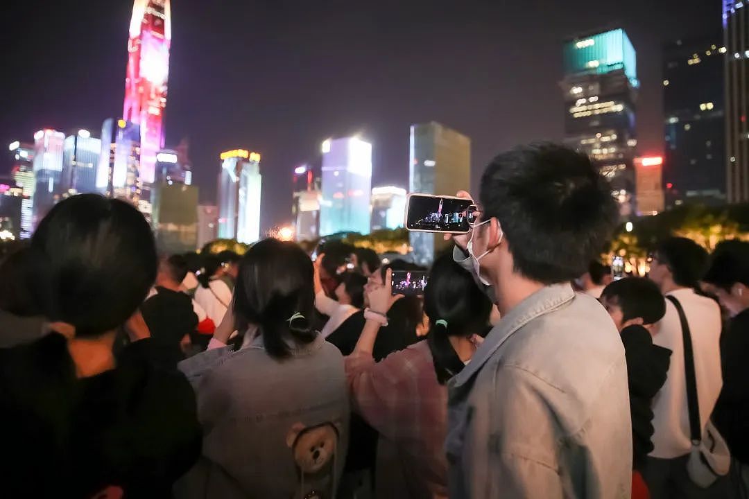 在深圳地标灯光秀中，看到了每个湾区人的新年心愿（组图） - 5