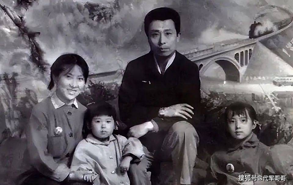 演员陈晓旭：因病离世15年后，丈夫还俗再婚，父母的坚持让人心疼（组图） - 4