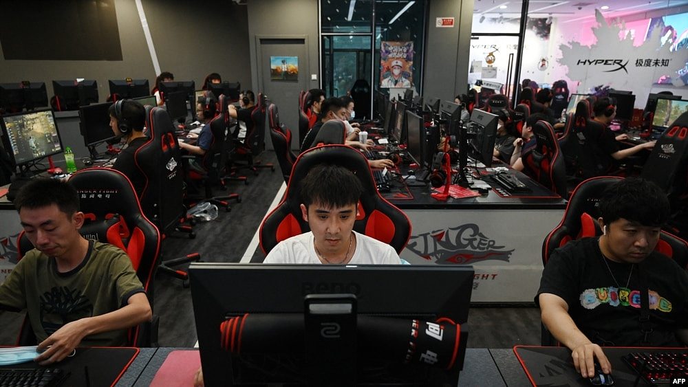 路透社：中国电子游戏新规引发市场动荡后，中宣部官员被免职（图） - 1