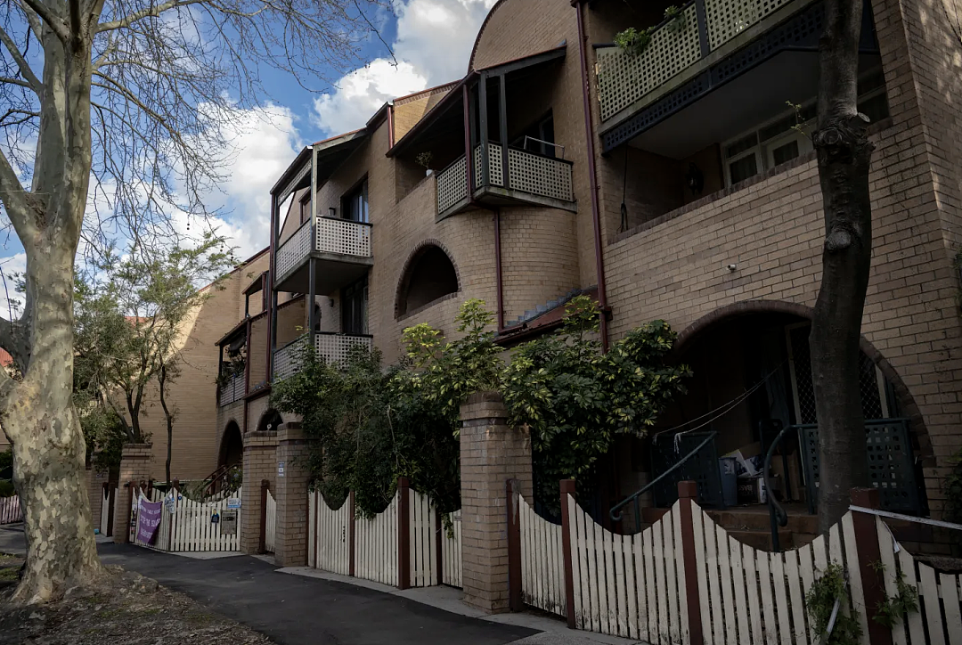 新闻 | 悉尼市中心公寓面临拆除命运！委员会一票定胜负引争议，居民社区急呼保留（组图） - 8