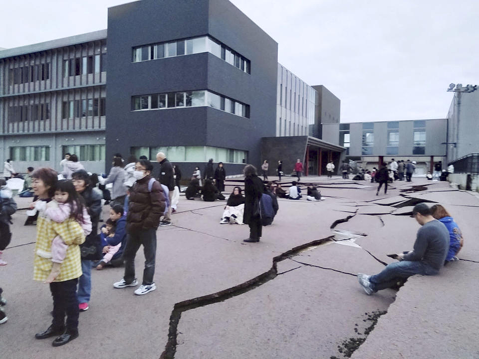 房屋垮塌，救援拖沓，核电停机……西日本地震留下三大悬念（组图） - 6