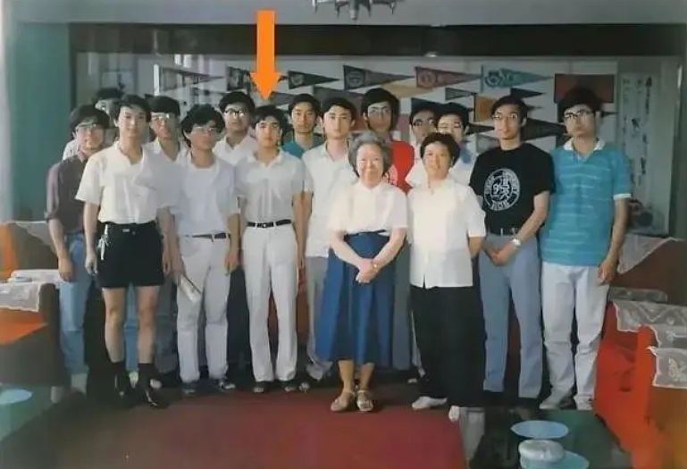 最新！华人博士街头流浪16年，曾为中国高考状元，被誉为复旦“天才”，妻子拿到绿卡就离开（组图） - 6
