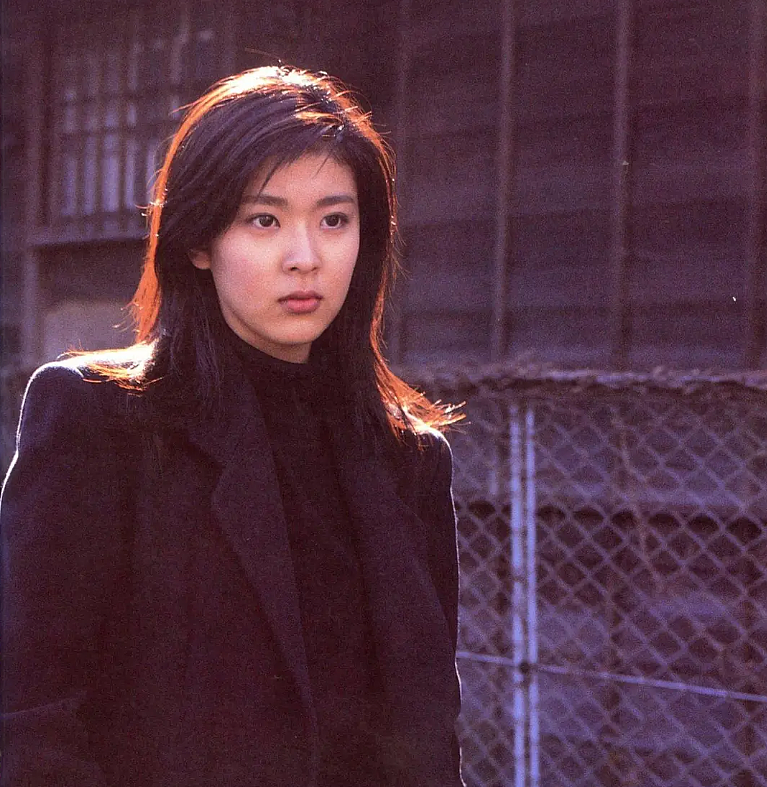 90年代那些颜值惊人的日本女星！年轻时的倾城容颜，让人看一眼就沦陷…（组图） - 11