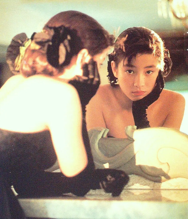 90年代那些颜值惊人的日本女星！年轻时的倾城容颜，让人看一眼就沦陷…（组图） - 16