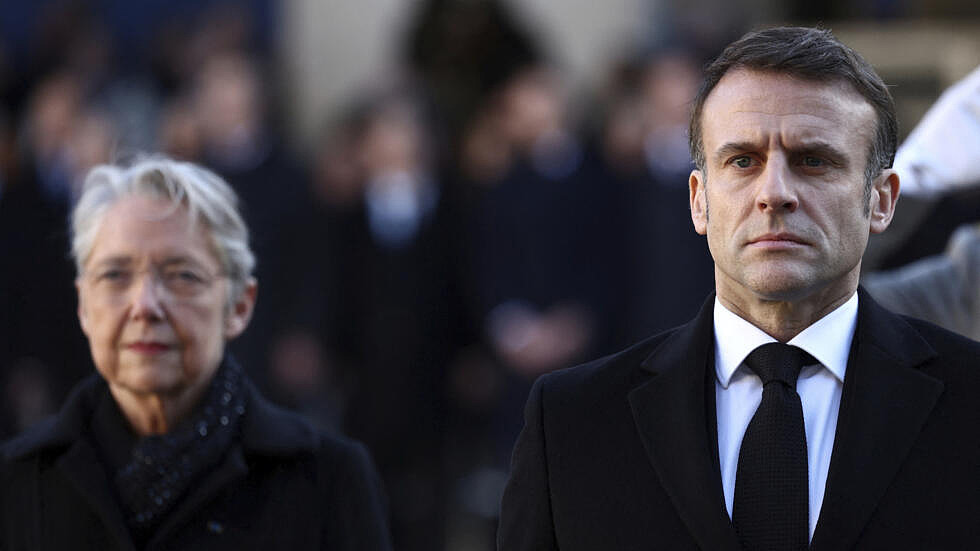 法国总理博尔内辞职，马克龙企望新内阁为其任期注入活力（图） - 1