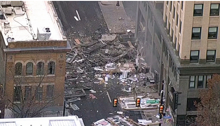 市中心酒店突发大爆炸！门窗全被炸飞成碎片，有人跳窗逃命！多人受伤（组图） - 27