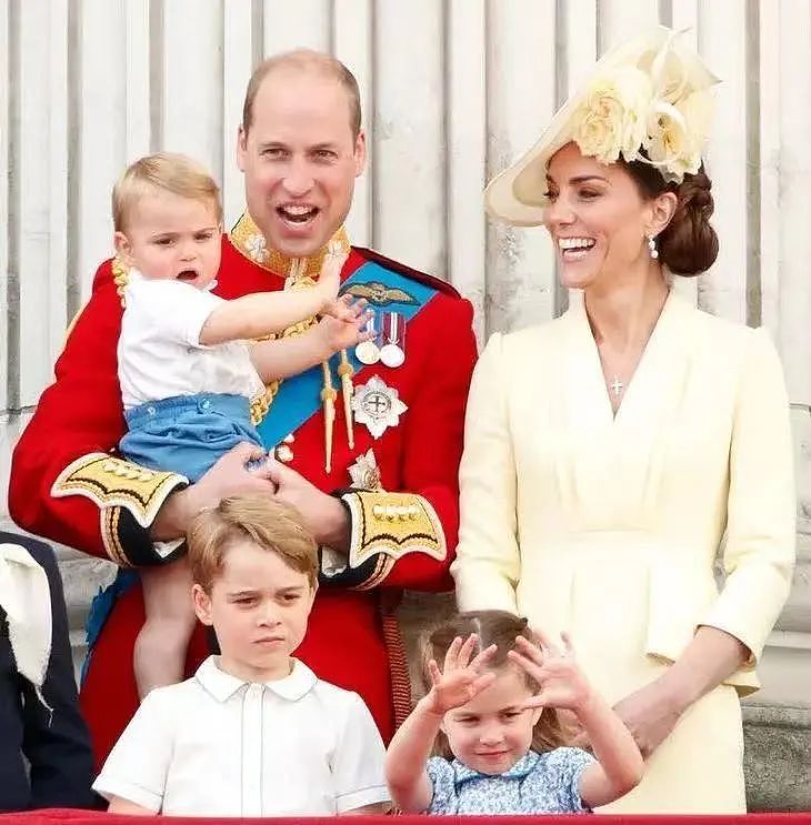 凯特王妃42岁生日快乐！ 王室发文祝贺，英媒： 她是未来女王， 君主制的中流砥柱（组图） - 32