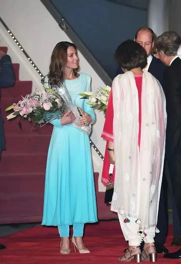 凯特王妃42岁生日快乐！ 王室发文祝贺，英媒： 她是未来女王， 君主制的中流砥柱（组图） - 23