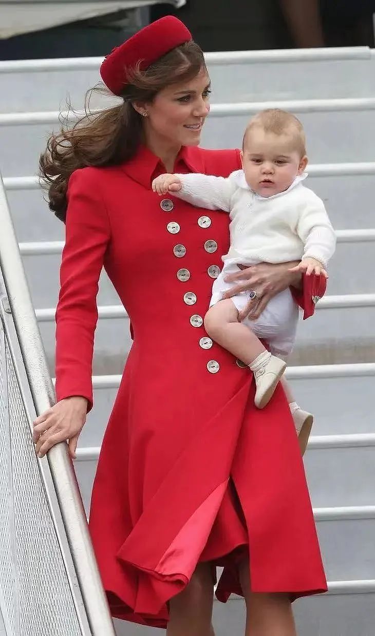 凯特王妃42岁生日快乐！ 王室发文祝贺，英媒： 她是未来女王， 君主制的中流砥柱（组图） - 18
