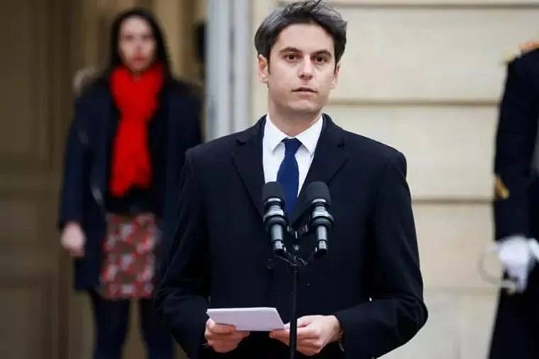 34岁“小鲜肉”成法国史上最年轻总理！有同性伴侣，是百万富翁，或成马克龙接班人（组图） - 4