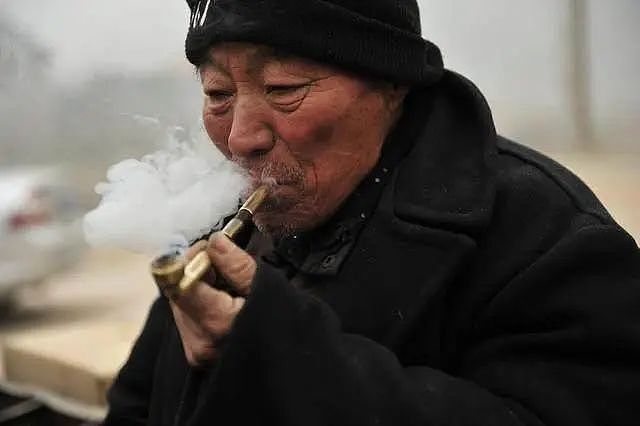 【健康】中国香烟市场或迎来大调整，3.5亿烟民该何去何从？老烟民要早了解（组图） - 4