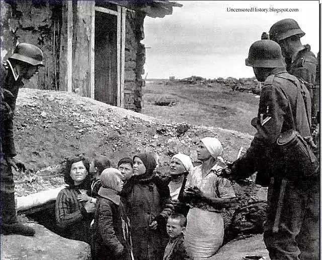 二战德军的慰安所与性暴力：慰安妇每天接待百余人，15岁女孩充当奴隶劳工（组图） - 16