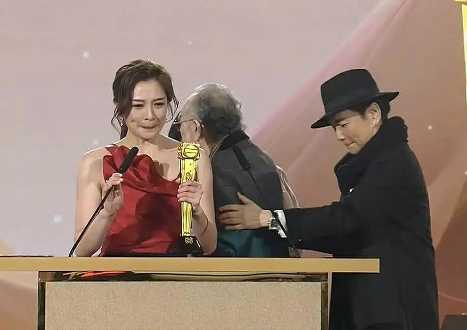 TVB颁奖礼直击，三料视后诞生，视帝有惊喜，多个奖项实至名归（组图） - 15