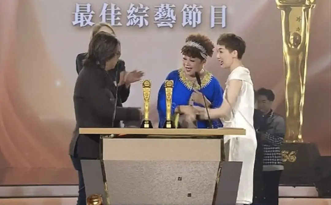 TVB颁奖礼直击，三料视后诞生，视帝有惊喜，多个奖项实至名归（组图） - 16