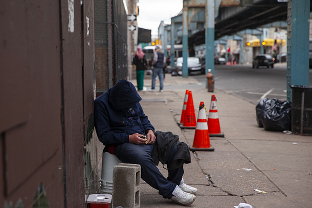 持刀捅人、当街抢劫、袭击路人！网友真实分享：这就是墨尔本的魔幻一周...（组图） - 4