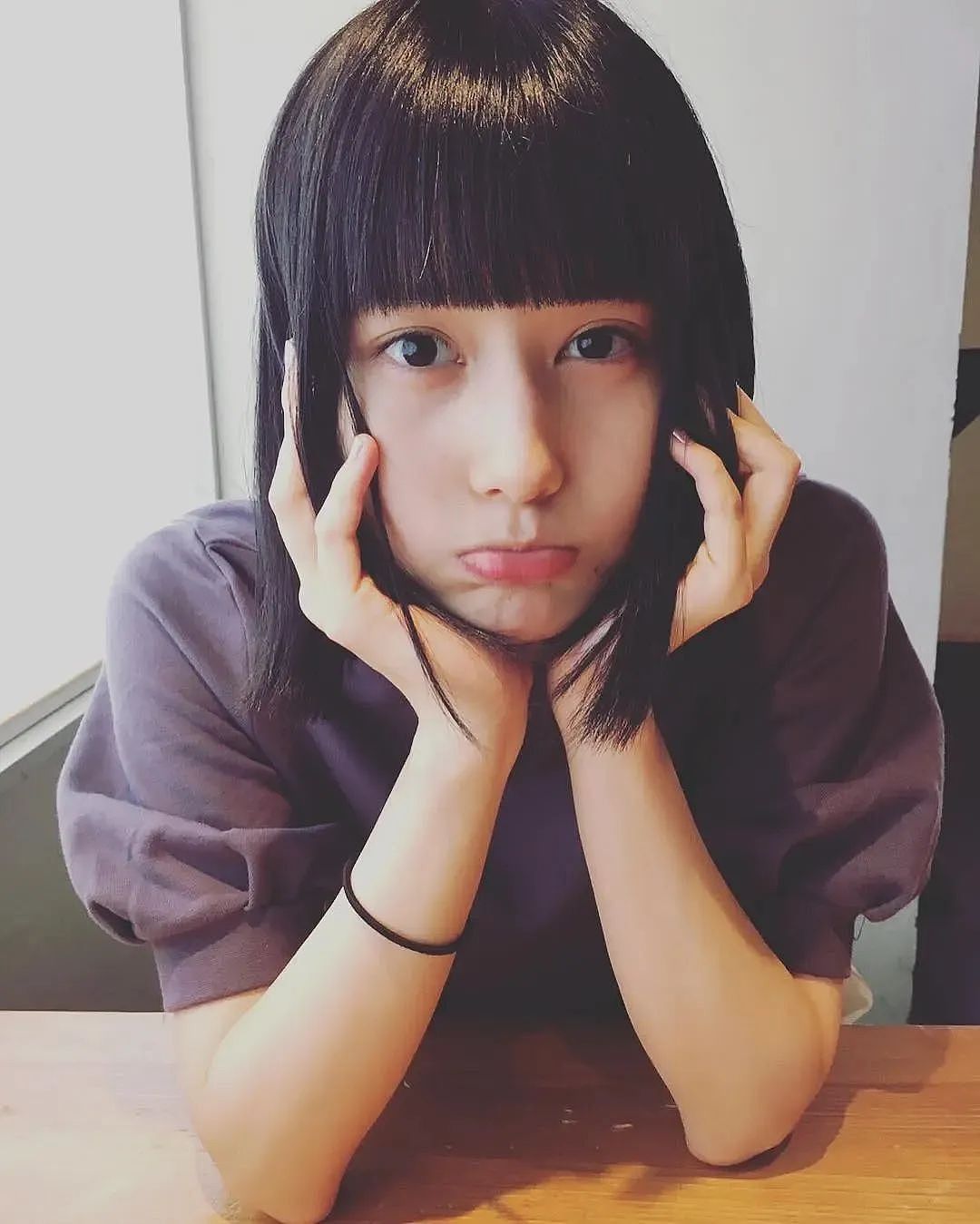 ​日本这位女星12岁就吸粉无数，近照曝光形象大变，吓坏网友：受什么刺激了？（组图） - 11