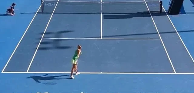 中国网球一姐澳网现场遭球迷谩骂，当场回怼！华人观众：牛X（视频/组图） - 2