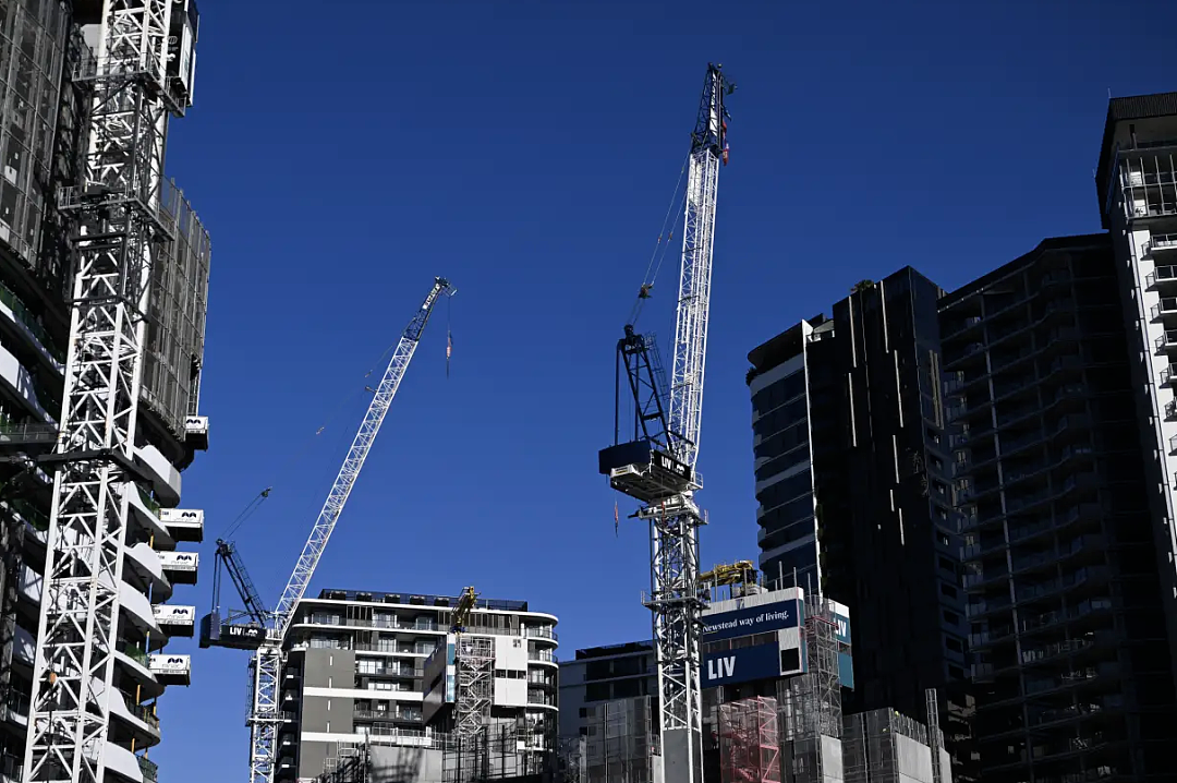 新闻 | 澳洲新房建设速度降至10年最低，预计今年独立住宅开工不足1万套！（组图） - 1