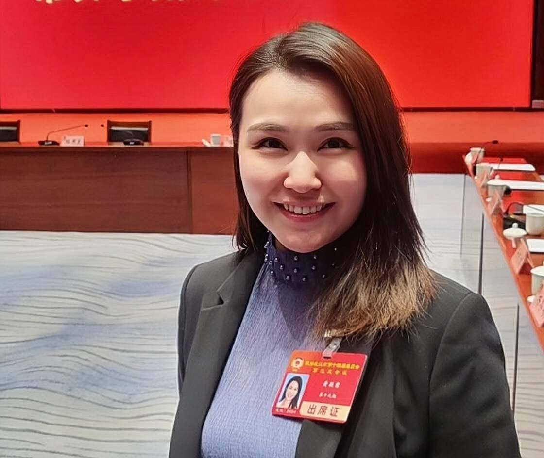 TVB前女星任武汉市政协委员，放弃7万月薪工作再次跳槽（组图） - 4