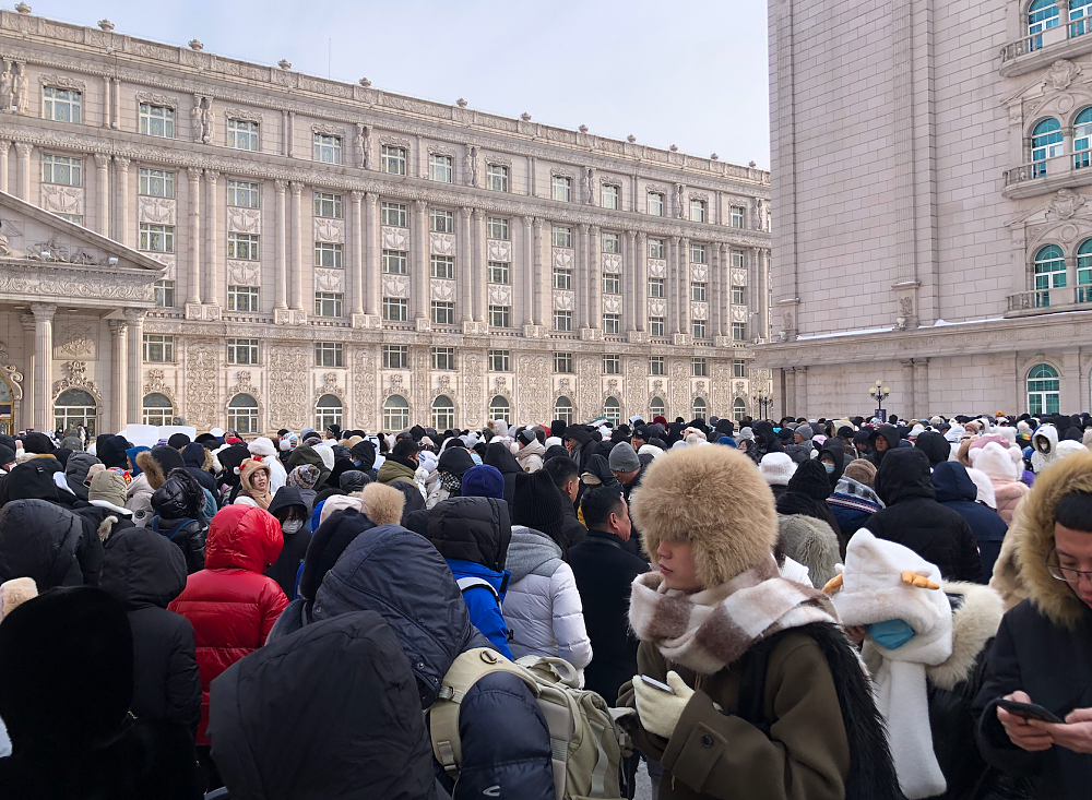 哈尔滨“新晋网红”哈药六厂：每天一两万人参观，本地年轻人也是第一次进（组图） - 2