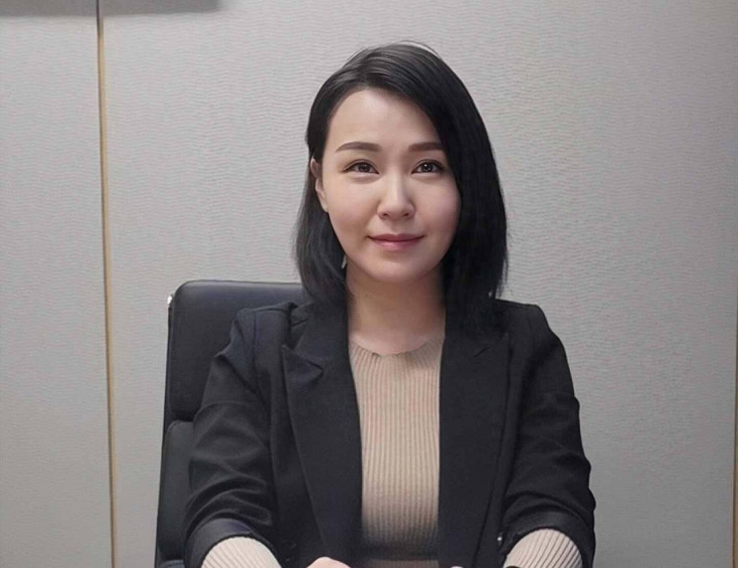 TVB前女星任武汉市政协委员，放弃7万月薪工作再次跳槽（组图） - 1