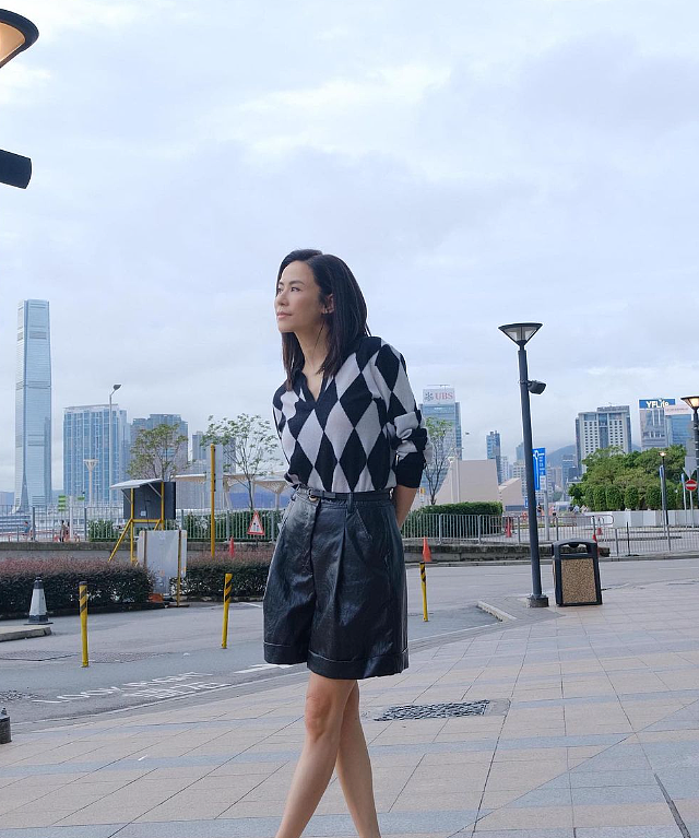 看完佘诗曼新买的3000万港岛豪宅，终于明白TVB单身富婆的生活有多爽（组图） - 22