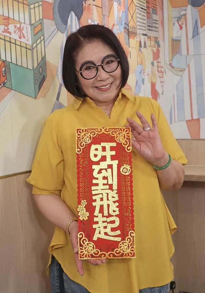 73岁TVB老牌花旦宣布息影，自曝听力仅剩两成，入行56年三度走红（组图） - 1