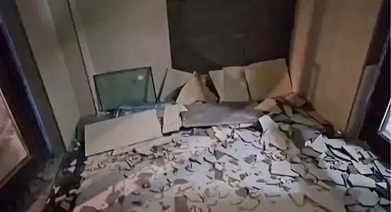 新疆乌什县7.1级地震，居民楼被晃歪了？当地回应（组图） - 3