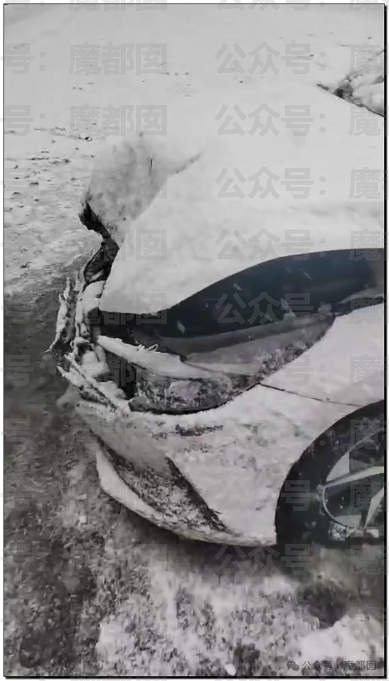疯传！中国南方突降暴雪，几十部汽车诡异碰撞变形，现场极为惨烈（组图） - 39