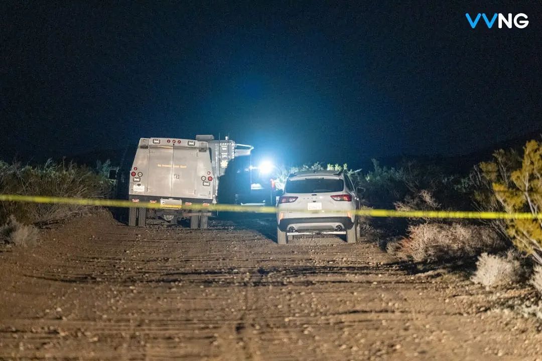 美国南加州沙漠发现6具尸体，疑似遭到集体枪杀，车被打成“马蜂窝”，弹壳遍地都是...（组图） - 3