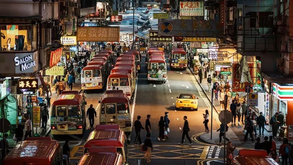 哈尔滨和深圳，狠狠地戳了香港的肺管子（组图） - 2