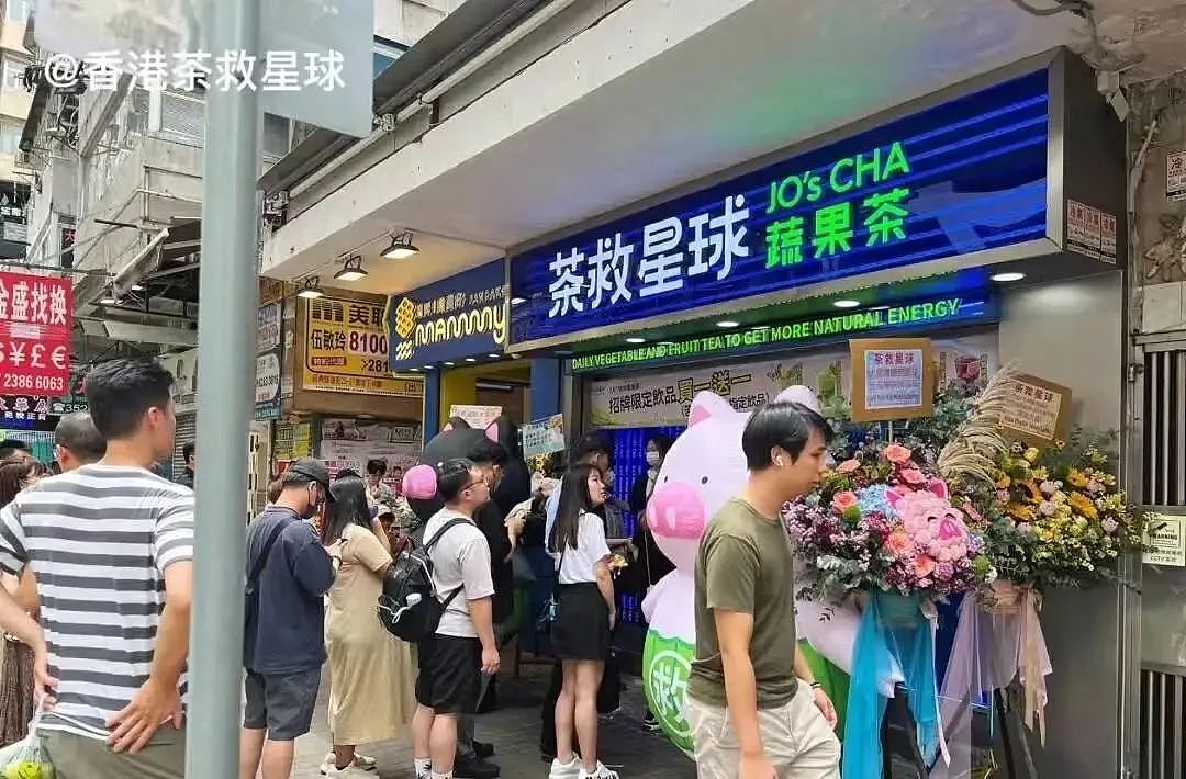 内地网红店“横扫”香港：本地3万家餐饮店，快被打懵了（组图） - 1