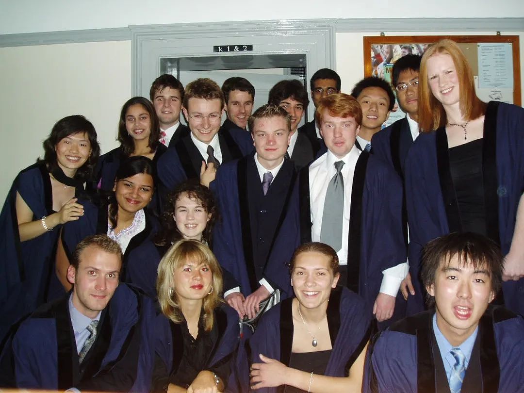 华裔剑桥毕业生自述：毕业20年后，同学们都“混”成了这样...（组图） - 9