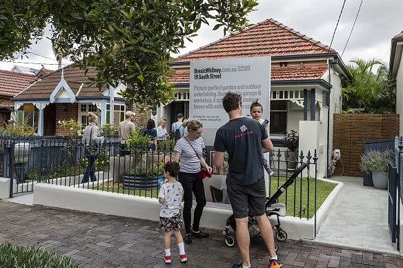 新闻 | 利率上涨、房价飙升，重压之下的澳洲年轻一代该何去何从？（组图） - 1