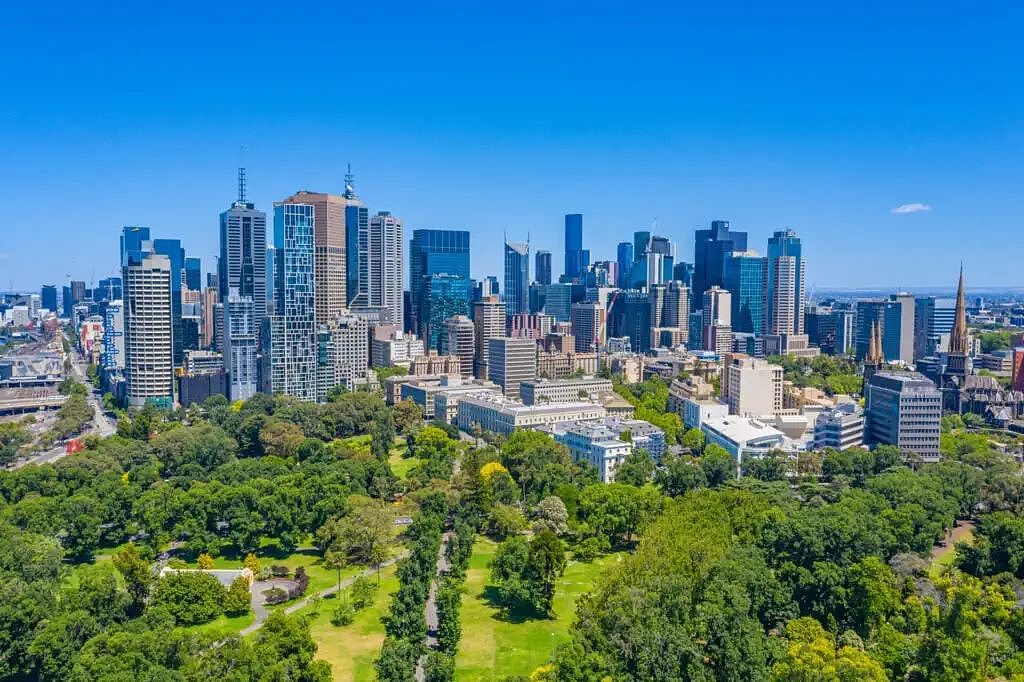 分析 | 悉尼房价年涨10.6%！“澳洲梦”破灭？当前在各大首府城市购买普通住宅的成本是多少？（组图） - 3
