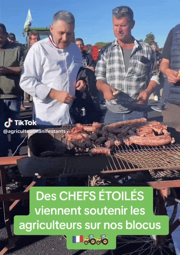 巴黎告急！1200多辆拖拉机封路，法国农民却和米其林大厨在高速公路上烤肠…（视频/组图） - 7