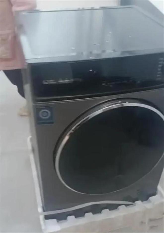 河南男晒用了26年洗衣机，带火老国货，获赠一台新机（组图） - 2