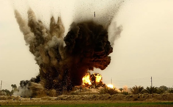 美英发威，胡塞导弹车爆炸，75专家阵亡（组图） - 1