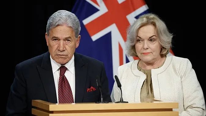 “这不是新西兰！”新西兰防长和外长齐聚澳洲，AUKUS提上议程，无核化立场松动（组图） - 1