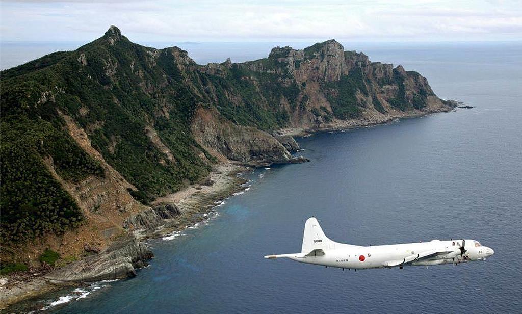主权争议扩至空中？日媒：中国海警向钓岛自卫队飞机发警告（组图） - 1