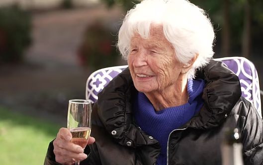澳洲最长寿老人悄然离世， 享年111岁！ 生前分享三大长寿秘诀（组图） - 3