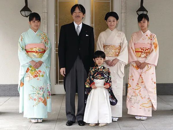 下嫁凤凰男三年后，日本最美公主挤在40㎡破公寓里活成了这样！网友：她图什么啊……（组图） - 23