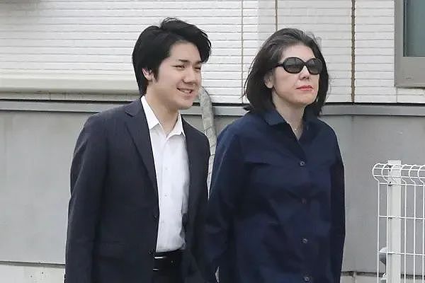 下嫁凤凰男三年后，日本最美公主挤在40㎡破公寓里活成了这样！网友：她图什么啊……（组图） - 7