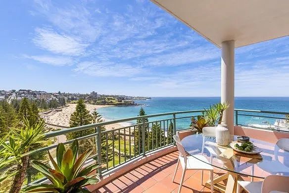 交易 | 前新州州长以$880万购入悉尼东南Coogee Beach顶层公寓，直言“我不会居住在别的地方！”（组图） - 1